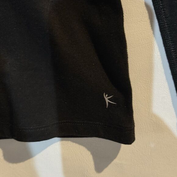 Danskin Women’s M (8-10) Long Sleeve Black Pullover Semi Fitted Athletic Top - Picture 10 of 12